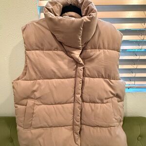 Women's Tan Puffer Vest